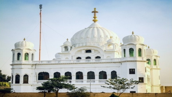 पोस्टर लगाकर सिखों के लिए अलग राज्य की मांग की थी