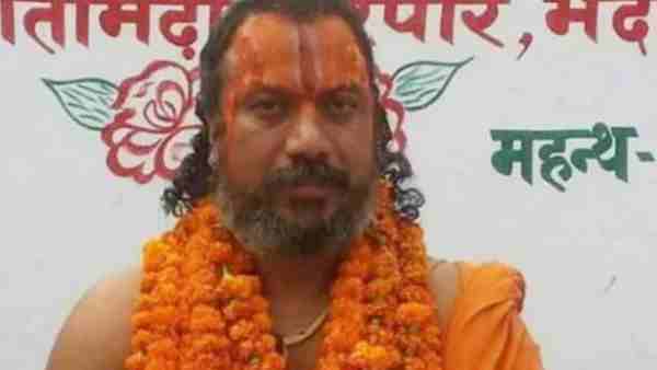 Ayodhya: mahant Paramhans Das expelled from tapaswi chhawni Ayodhya: mahant Paramhans Das expelled from tapaswi chhawni