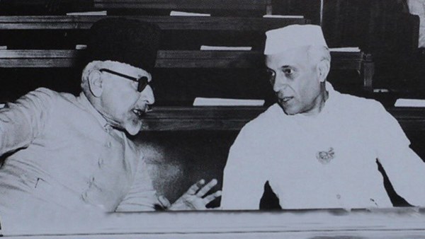 priyanka gandhi pays tribute to maulana abul kalam azad priyanka gandhi pays tribute to maulana abul kalam azad