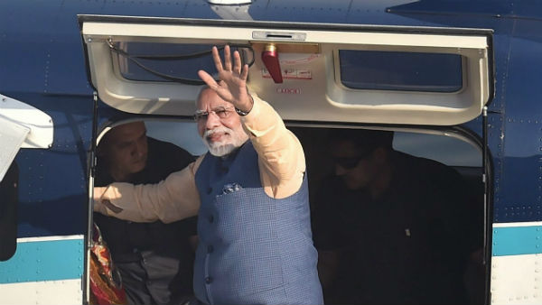पीएम मोदी पर लगा नियमों को तोड़ने का आरोप