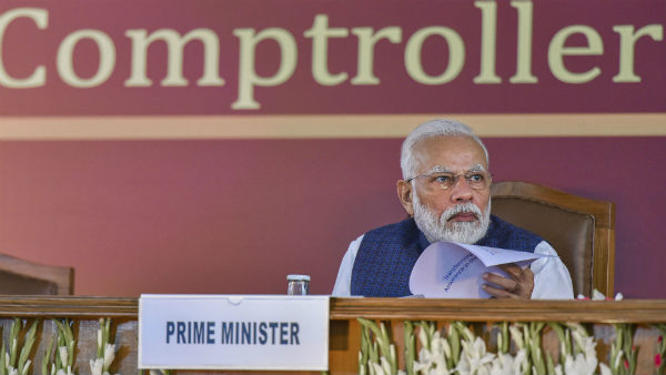 पीएम मोदी ने किया विशेषाधिकार का इस्तेमाल