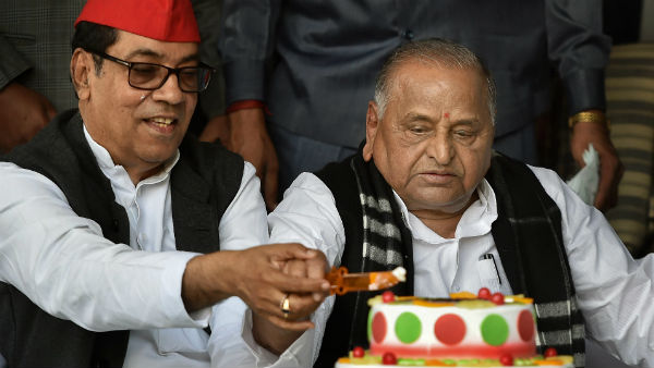 सुरकोकिला लता मंगेशकर की आवाज के मुरीद हैं मुलायम
