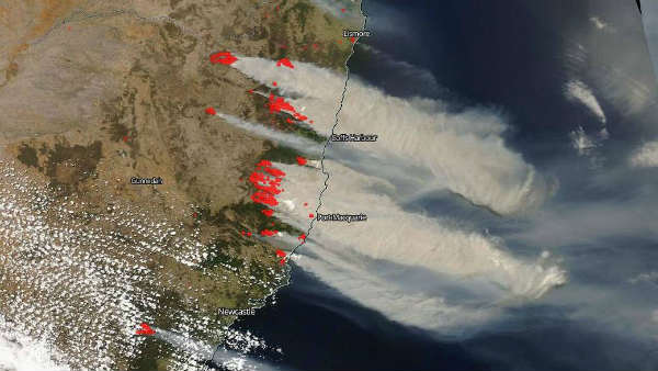 NASA captures satellite picture of Australia bushfire NASA captures satellite picture of Australia bushfire