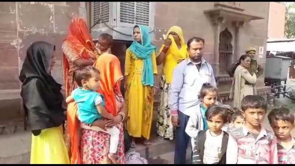 पाकिस्तान के राहमियार का रहने वाला है परिवार