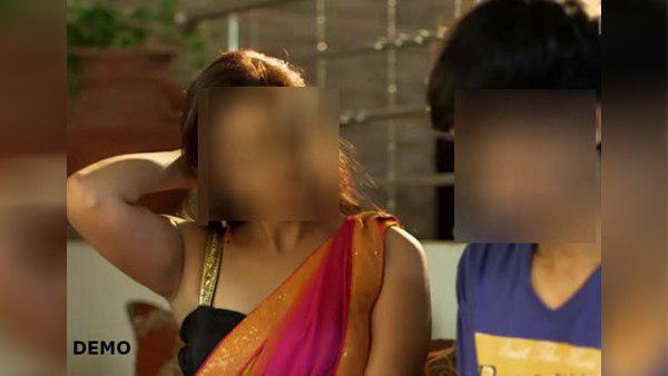 घरवालों ने पूछा तो महिला टीचर ने दिखाया धौंस