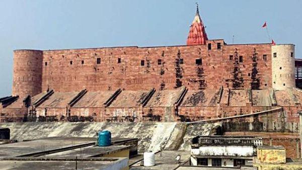 वेद-पुराण के साथ संविधान के भी बड़े जानकार हैं परासरण