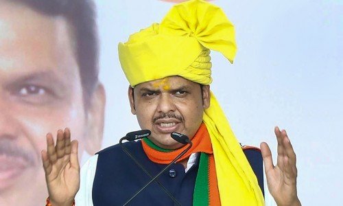 2014 में फडणवीस फ्लोर टेस्ट में बहुमत हासिल कर बचायी थी सरकार