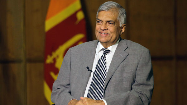 श्रीलंका के प्रधानमंत्री रानिल विक्रमसिंघे ने दिया इस्तीफा श्रीलंका के प्रधानमंत्री रानिल विक्रमसिंघे ने दिया इस्तीफा