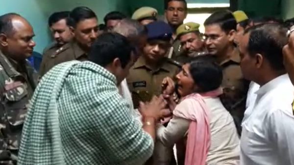 ससुराल पहुंचे शख्स ने की फायरिंग