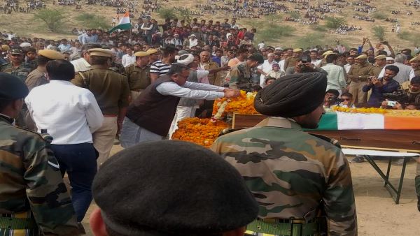 Barmer Shaheed piraram Thori funeral in Bachhrau Village Barmer Shaheed piraram Thori funeral in Bachhrau Village
