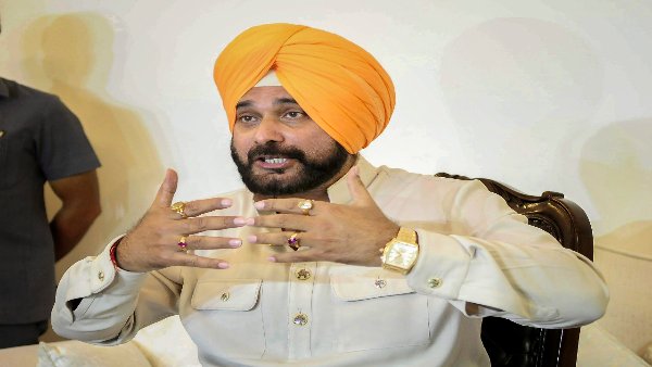 ऐसा छक्का मारो कि मोदी हिन्दुस्तान के बाहर जाकर मरे