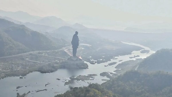 7 किलोमीटर दूर से नजर आ जाती है यह
