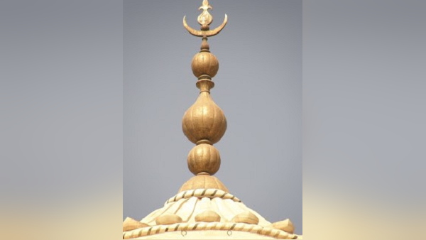 466 किलो सोने का था गुंबद पर कलश