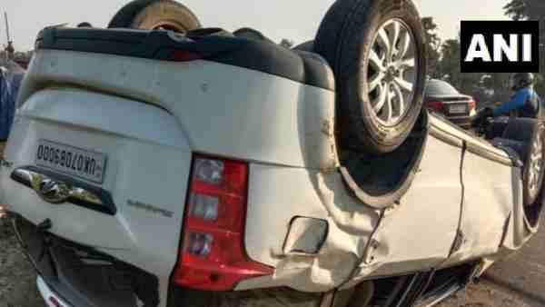 BJP MP Tirath Singh Rawats car met with an accident near Bhimgoda-Pant Deep BJP MP Tirath Singh Rawats car met with an accident near Bhimgoda-Pant Deep