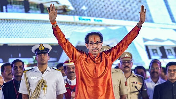 उद्धव ठाकरे ने जीता फ्लोर टेस्ट