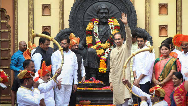 महाराष्ट्र के औरंगाबाद के वोटर ने किया उद्धव पर केस