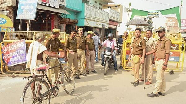 फैसले से पहले हुई थी उच्चस्तरीय बैठक