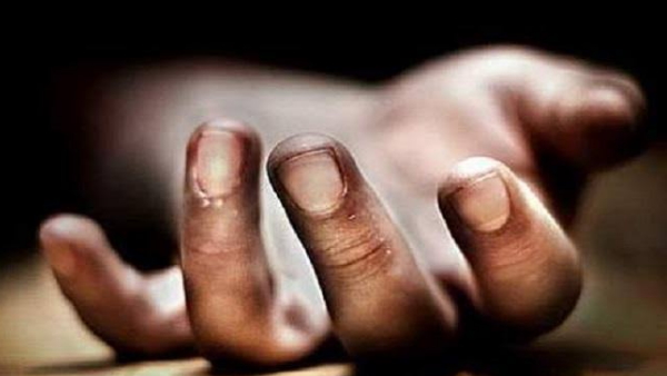 अधिकारी के समझाने पर भी नहीं माने लोग