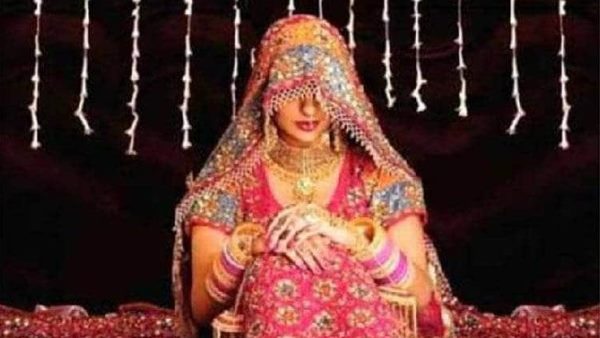 शादी की पहली रात से ही शुरू की हैवानियत