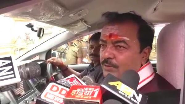 whatsapp snooping row up deputy cm keshav maurya on priyanka gandhi whatsapp snooping row up deputy cm keshav maurya on priyanka gandhi