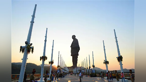अहमदाबाद से 200 किमी है इसकी दूरी