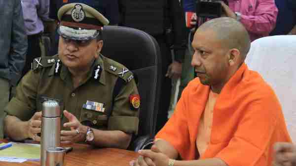 Ayodhya Verdict: CM Yogi Adityanath monitor entire Uttar Pradesh through dial 112 Ayodhya Verdict: CM Yogi Adityanath monitor entire Uttar Pradesh through dial 112