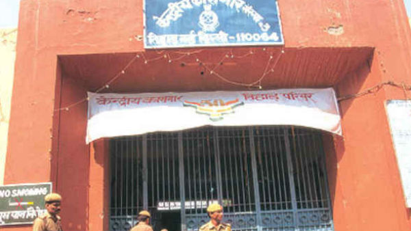 इसलिए प्रतिबंधित है बाहर का खाना