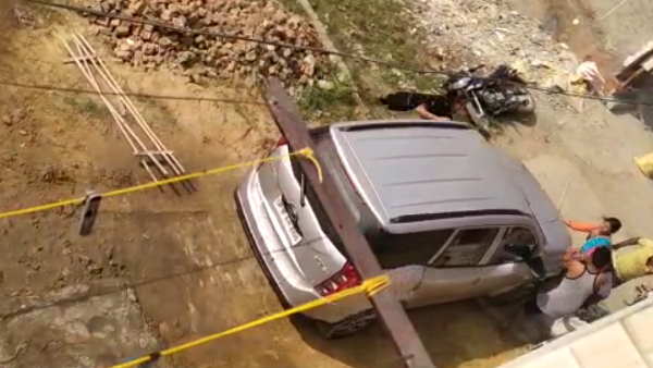 noida viral video car borne trying to kill homeguard and his family noida viral video car borne trying to kill homeguard and his family