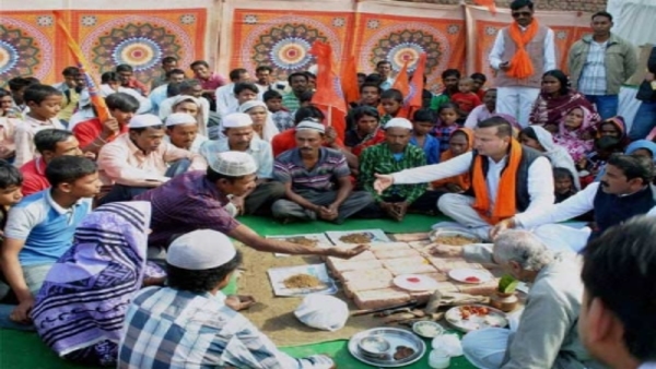 जाति-धर्म के नाम पर माहौल खराब करते चंद लोग व राजनेता जाति-धर्म के नाम पर माहौल खराब करते चंद लोग व राजनेता