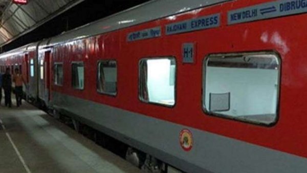 सबसे अधिक एसी श्रेणी में बढ़ाया गया