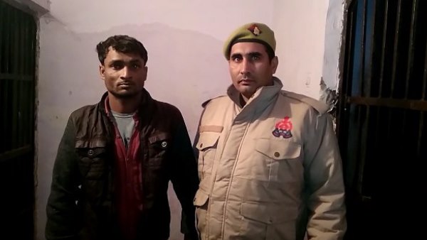 रेप के बाद ईंट से सिर पर किए वार