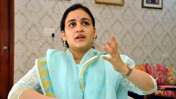 अपर्णा ने किया ये ट्वीट