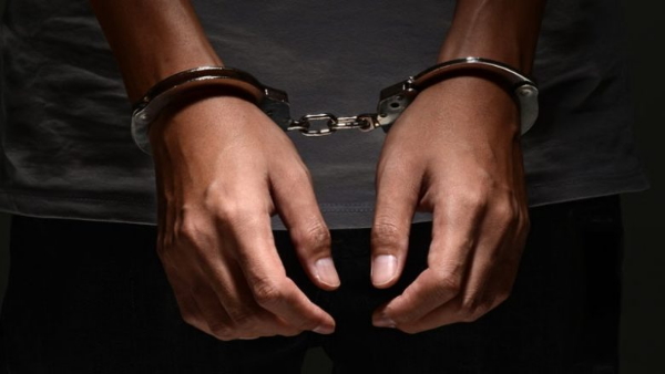 पुलिस ने किया गिरफ्तार