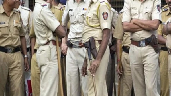 17 वर्षीय बेटे से कराया अपहरण