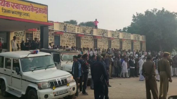 विवाहिता को जंगल में ले आरोपी