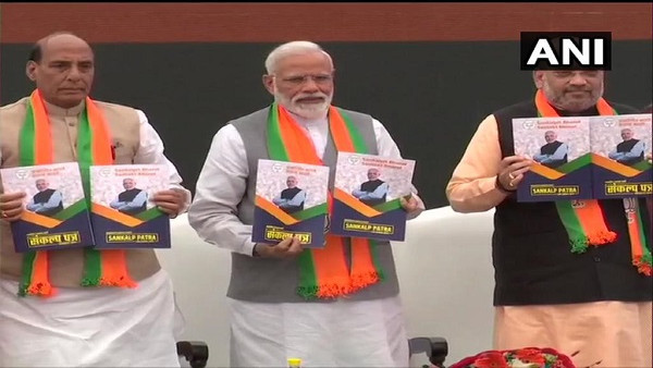 सत्ता में आते ही मोदी सरकार ने पूरे किए ये वादे