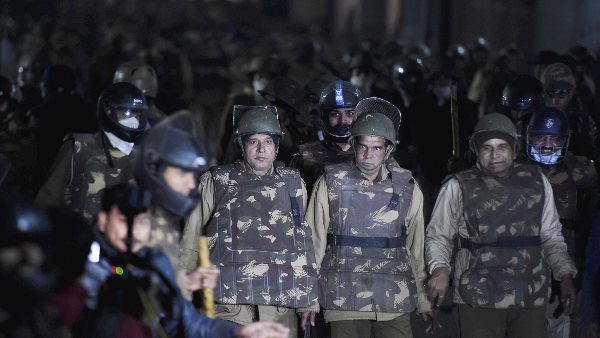 मनीष सिसोदिया ने ट्वीट कर लगाया आरोप