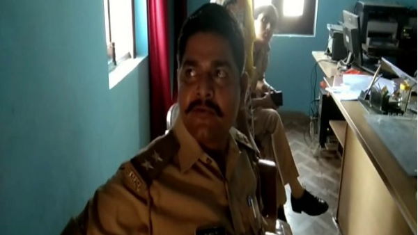 दरोगा के पास करीब 45 मामले लंबित