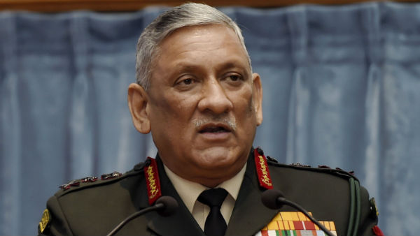 अमित शाह को लिया आड़े हाथ