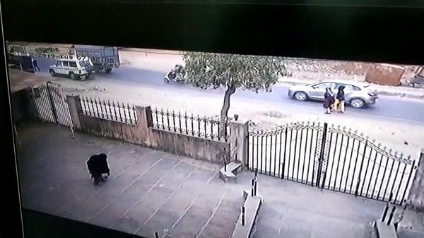 सीसीटीवी फुटेज में कैद हुई पूरी वारदात