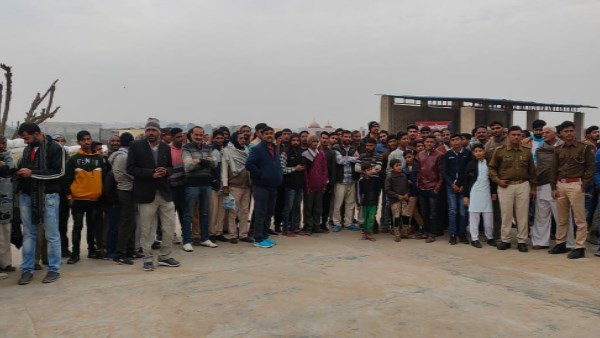 बैंक डकैती के आरोप में गिरफ्तार