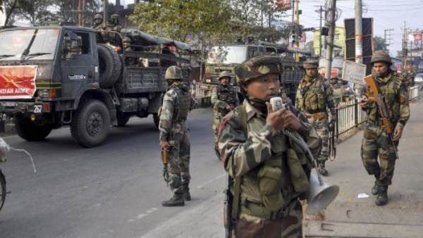 citizenship amendment bill 2019, citizenship amendment bill, citizenship bill, assam, northeast, indian army, advisory, fake news, guwahati, protests in northeast, delhi, नागरिकता संशोधन बिल 2019, नागरिकता संशोधन बिल, नागरिकता बिस, असम, उत्तरपूर्व, भारतीय सेना, एजवाइजरी, फेक न्यूज, गुवाहाटी, उत्तरपूर्व में विरोध प्रदर्शन, दिल्ली citizenship amendment bill 2019, citizenship amendment bill, citizenship bill, assam, northeast, indian army, advisory, fake news, guwahati, protests in northeast, delhi, नागरिकता संशोधन बिल 2019, नागरिकता संशोधन बिल, नागरिकता बिस, असम, उत्तरपूर्व, भारतीय सेना, एजवाइजरी, फेक न्यूज, गुवाहाटी, उत्तरपूर्व में विरोध प्रदर्शन, दिल्ली