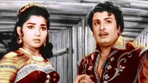 1984 में उन्होंने राजनीति में कदम रखा