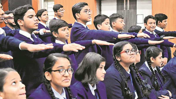 महिलाओं से सही ढंग से नहीं पेश आने पर रिश्ता तोड़ देने की चेतावनी