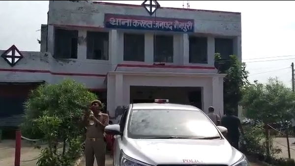 शौच के लिए गई थी पीड़िता