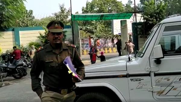 जुबान काट कर हाईवे पर फेंका