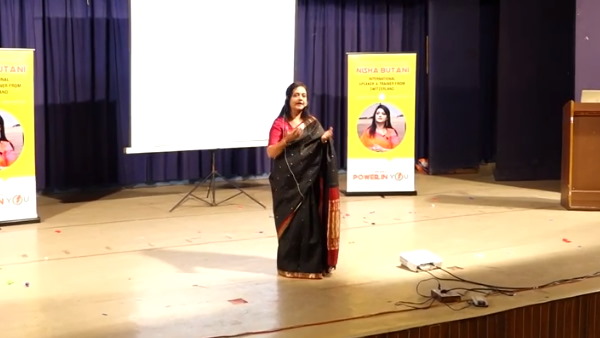 gujarati female motivational speaker nisha butani on self defence of girls gujarati female motivational speaker nisha butani on self defence of girls