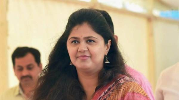 महाराष्ट्र बीजेपी में कुछ ठीक नहीं, पंकजा मुंडे ने दिए बगावती सकेंत, बोलीं- जल्द लूंगी बड़ा फैसला महाराष्ट्र बीजेपी में कुछ ठीक नहीं, पंकजा मुंडे ने दिए बगावती सकेंत, बोलीं- जल्द लूंगी बड़ा फैसला
