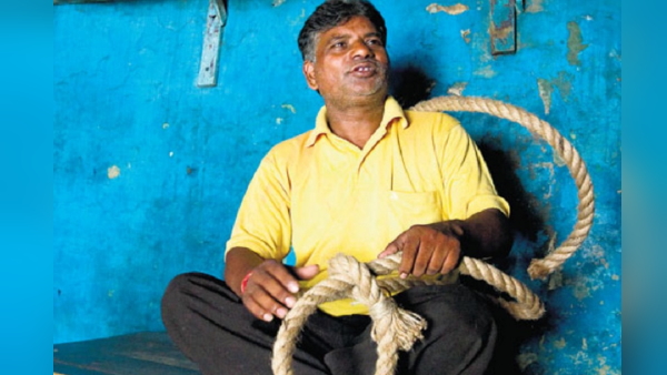 पीढ़ियां करती आ रही हैं ये काम