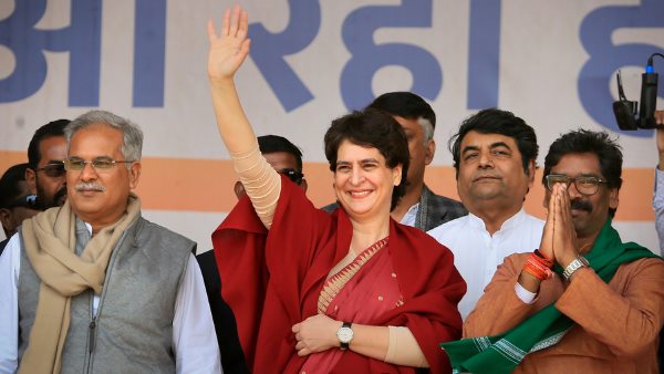 प्रियंका पहले स्टार प्रचारकों की सूची में भी नहीं थीं